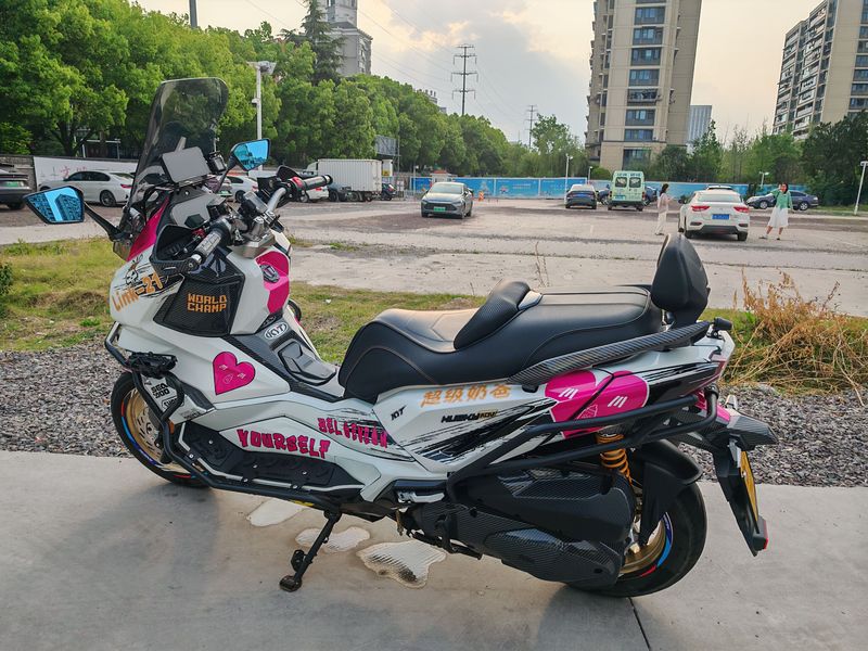 二手三阳哈士奇 Husky ADV300