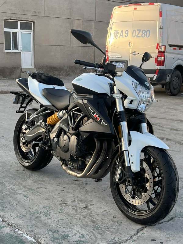 二手贝纳利TNT600i