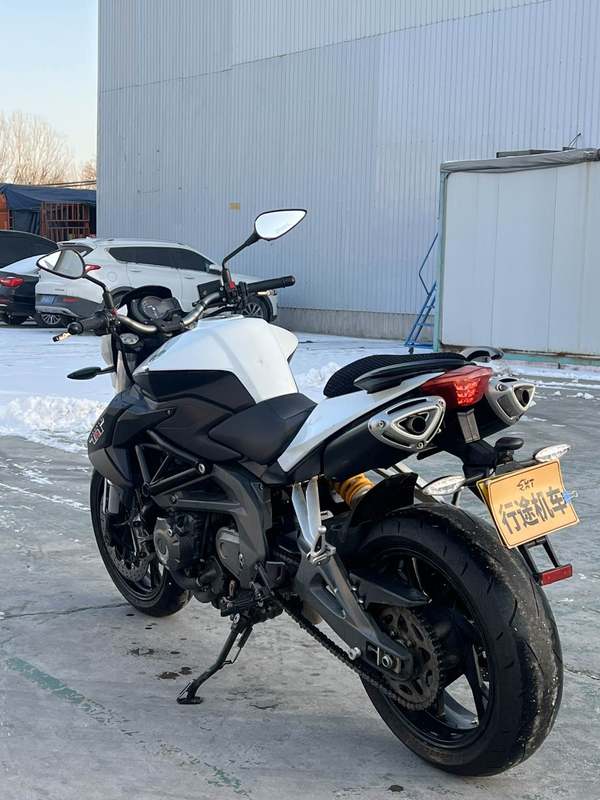 二手贝纳利TNT600i