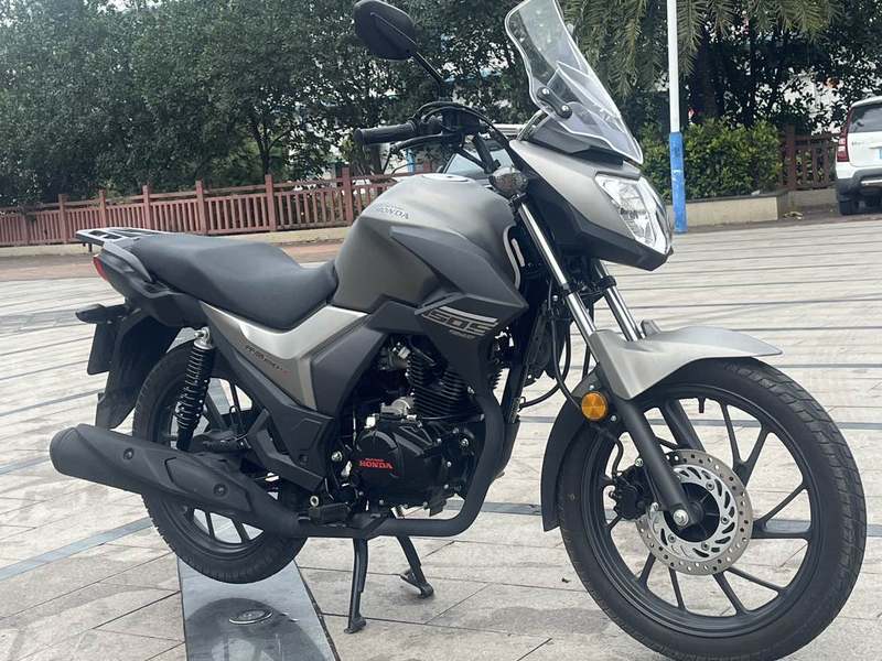 二手五羊本田帅影150