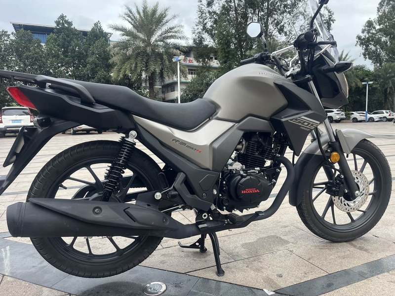 二手五羊本田帅影150