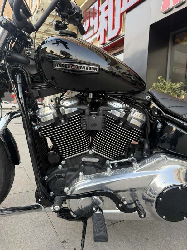 二手哈雷戴维森街霸 Street Bob