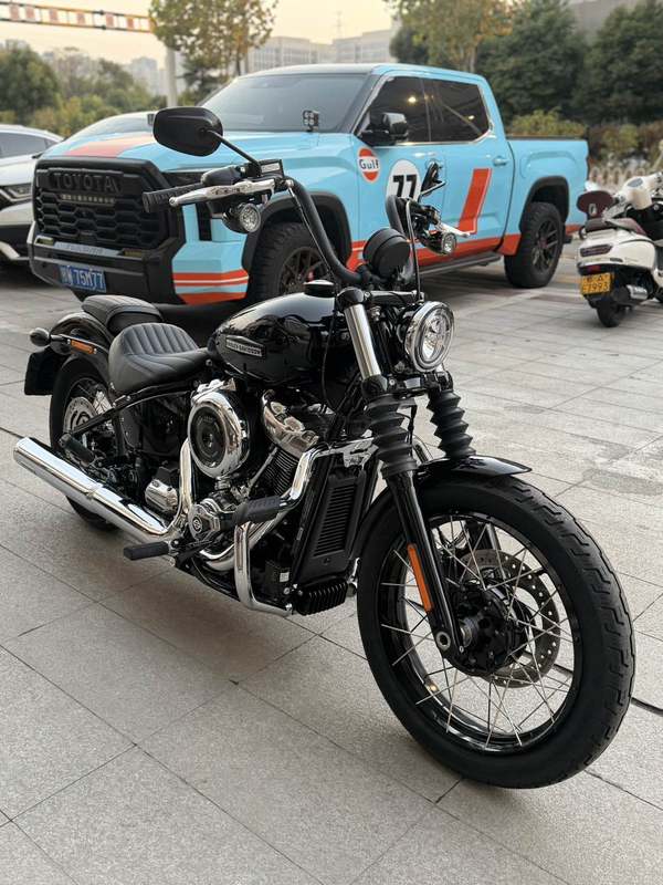 二手哈雷戴维森街霸 Street Bob