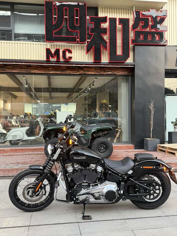 二手哈雷戴维森街霸 Street Bob