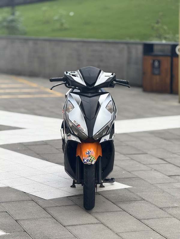 二手五羊本田NX125