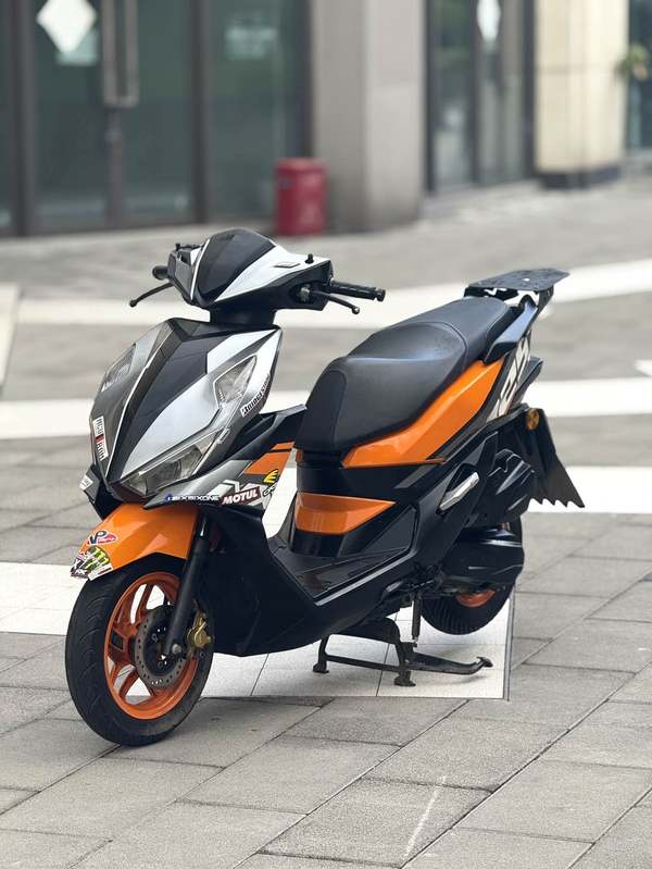 二手五羊本田NX125