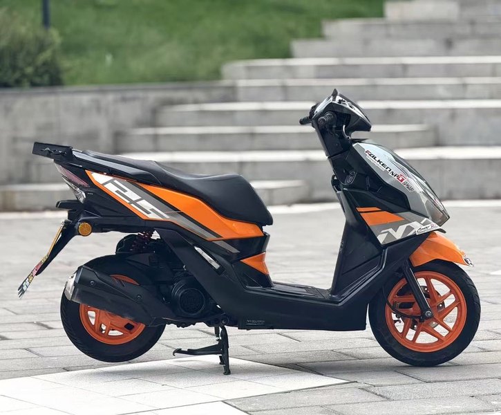 二手五羊本田NX125