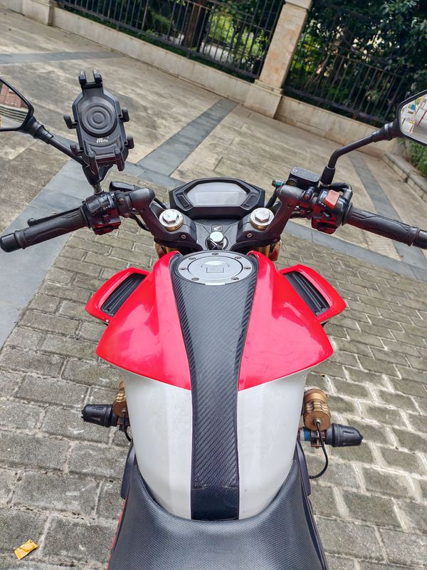 二手五羊本田CB190R 暴锋眼