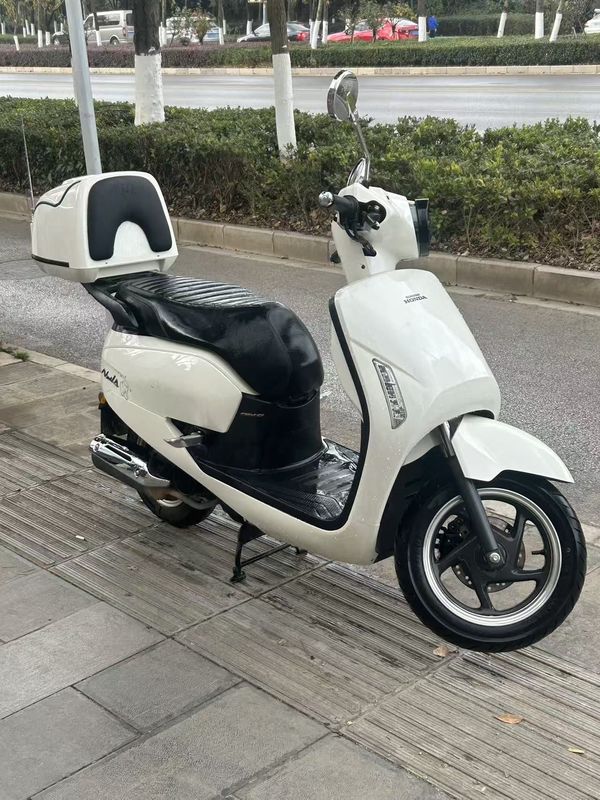 二手新大洲本田NS125LA