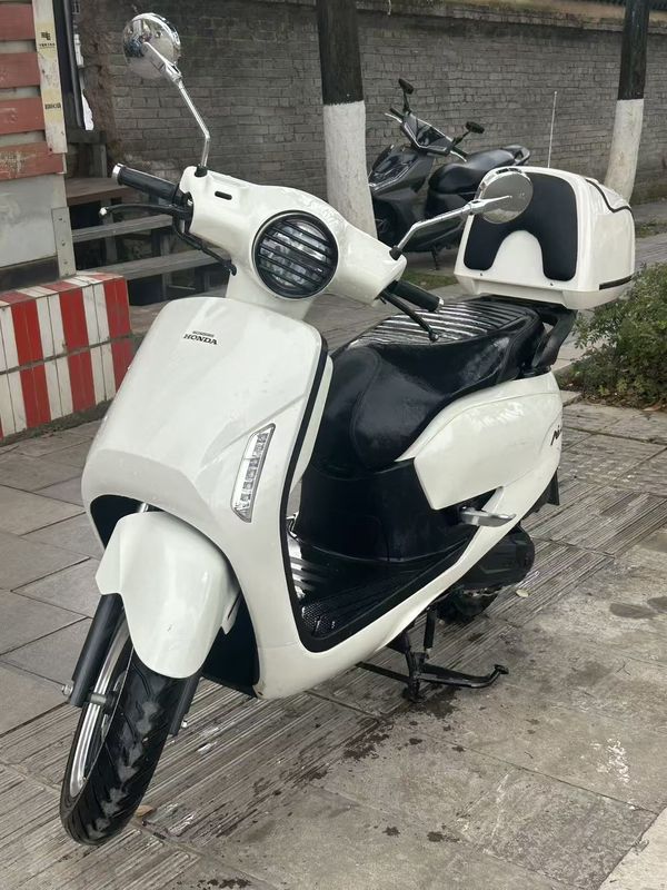 二手新大洲本田NS125LA