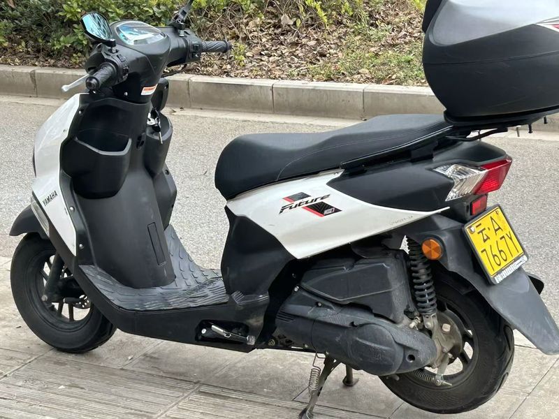 二手建设雅马哈旭鹰125