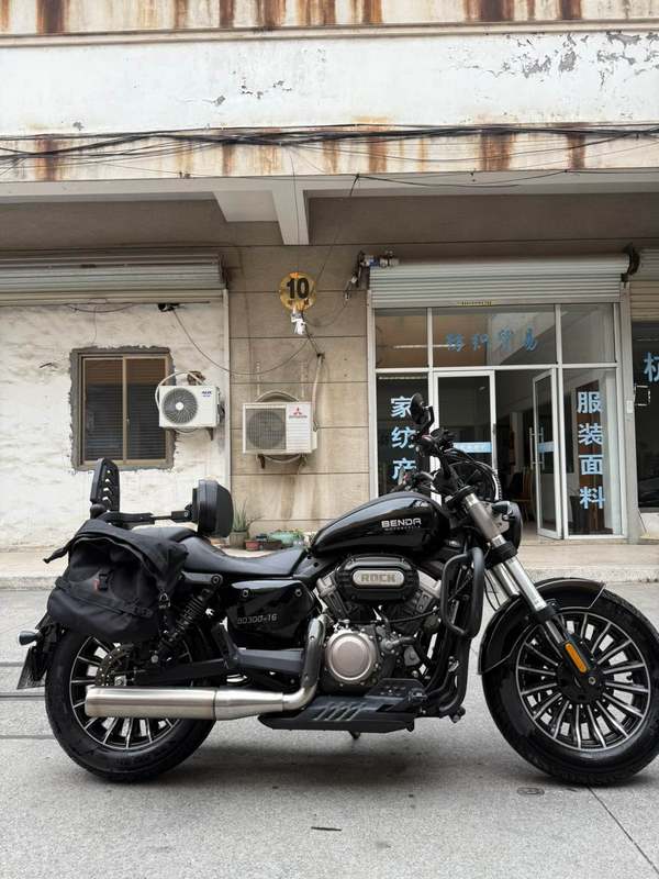 二手奔达Rock300 灰石