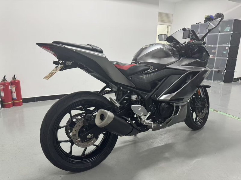 二手雅马哈YZF-R3