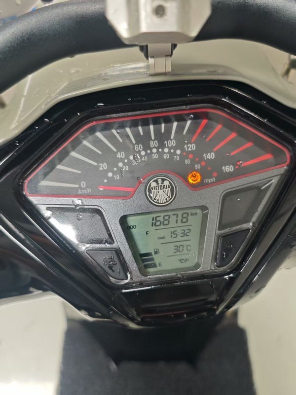 二手维多利亚Sixties 300i