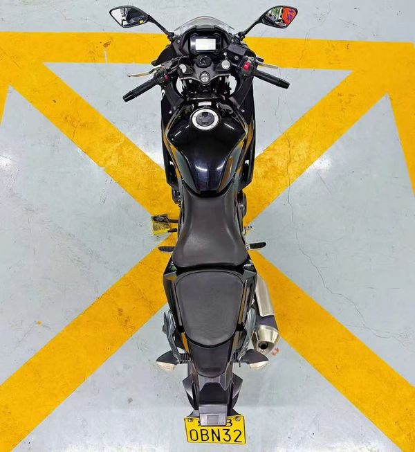 二手豪爵铃木GSX250R