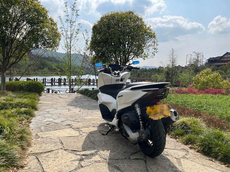 二手五羊本田PCX