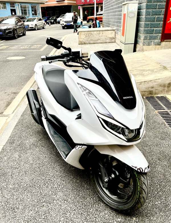 二手五羊本田PCX