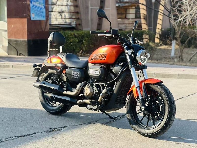 二手QJMOTOR闪300