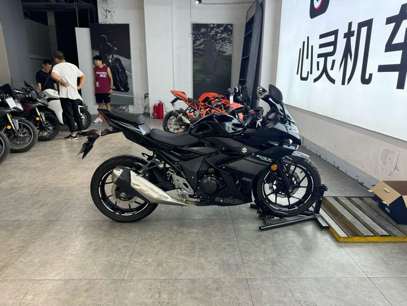 二手豪爵铃木GSX250R