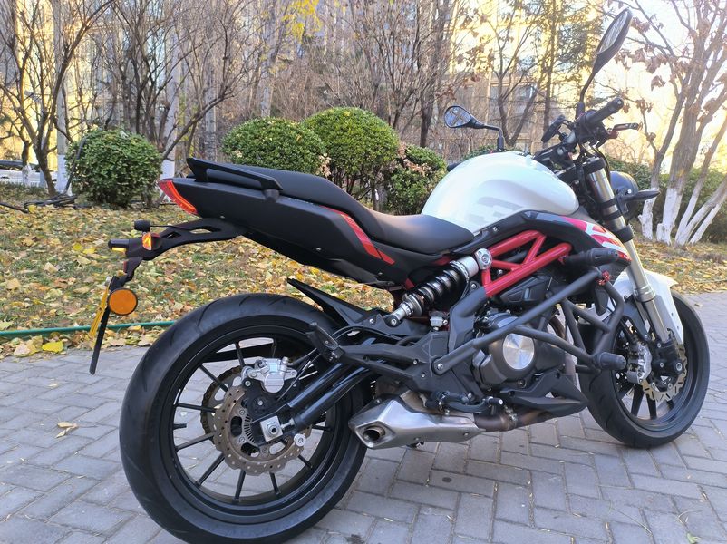 二手贝纳利蓝宝龙 BN302S