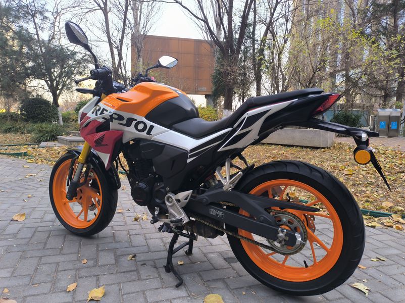 二手五羊本田CB190R 暴锋眼