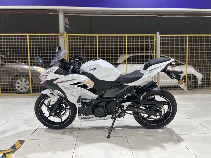 二手川崎Ninja 400