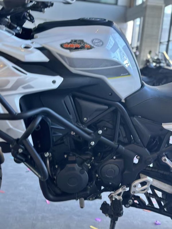 二手贝纳利金鹏 TRK502