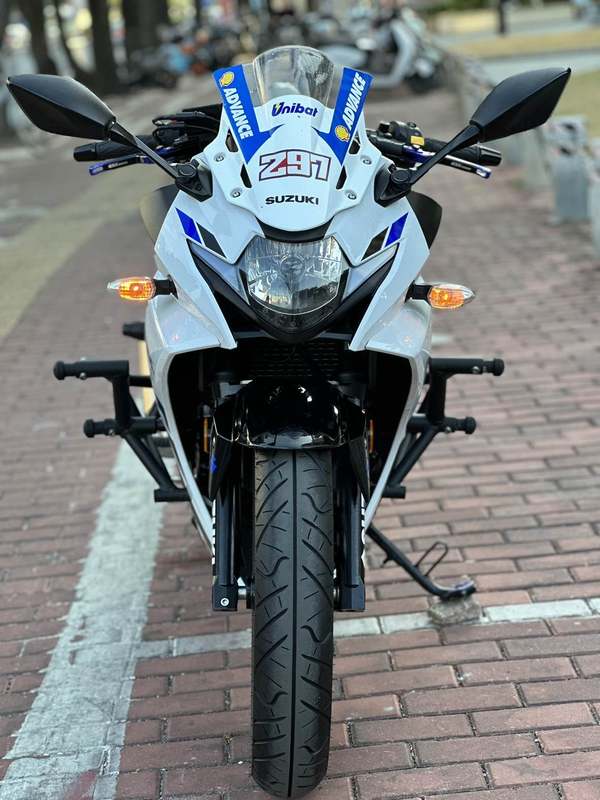 二手豪爵铃木GSX250R
