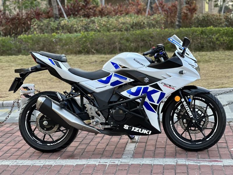二手豪爵铃木GSX250R