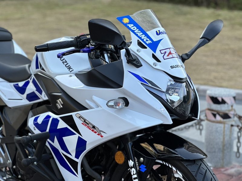 二手豪爵铃木GSX250R
