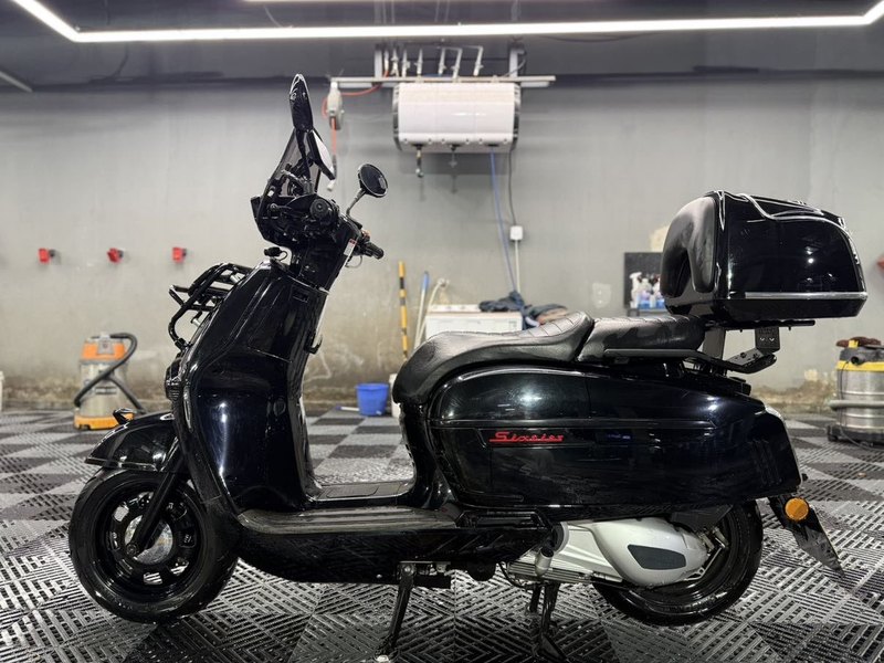 二手维多利亚Sixties 250Si