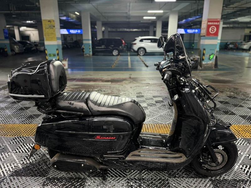 二手维多利亚Sixties 250Si