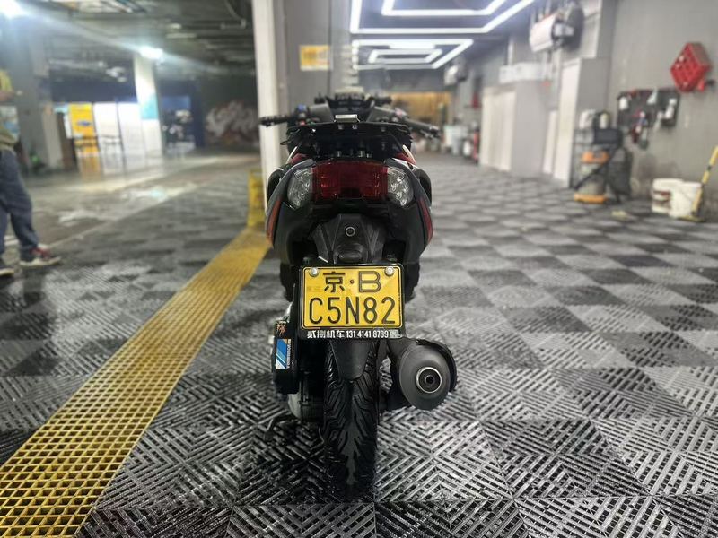 二手阿普利亚SR MAX 300