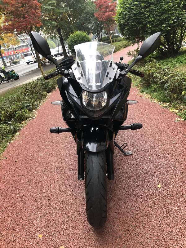 二手豪爵铃木GSX250R