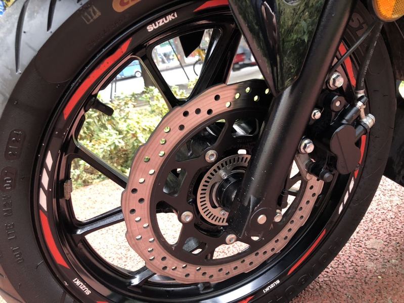 二手豪爵铃木GSX250R