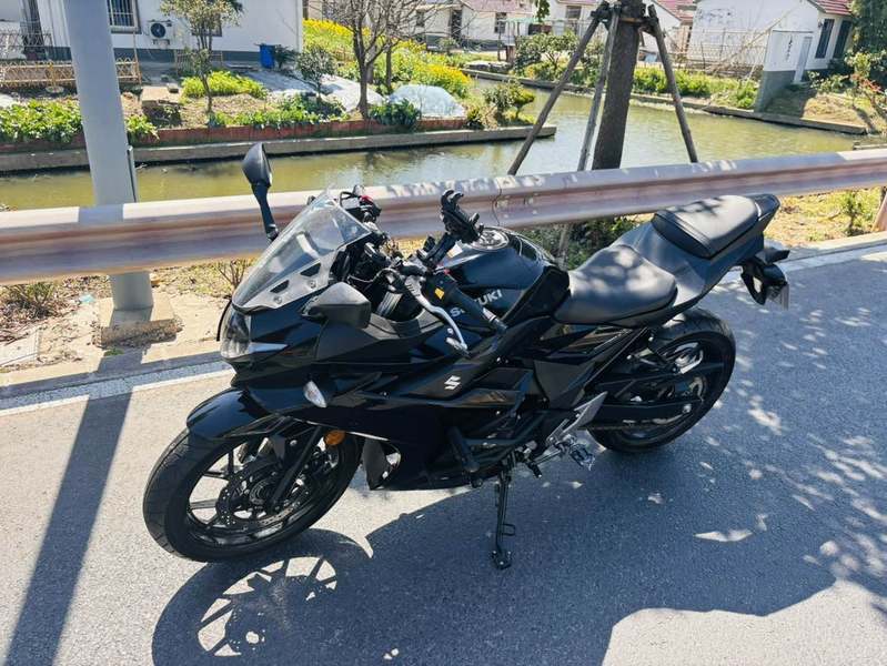 二手豪爵铃木GSX250R