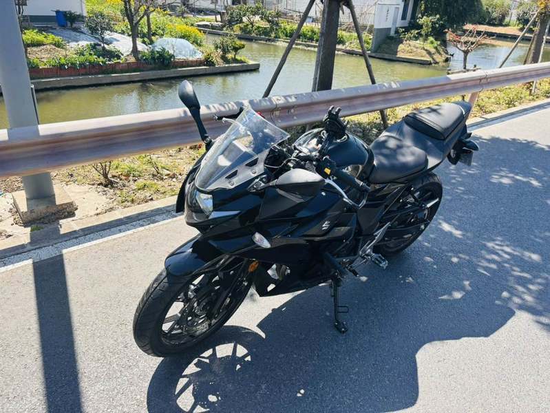 二手豪爵铃木GSX250R