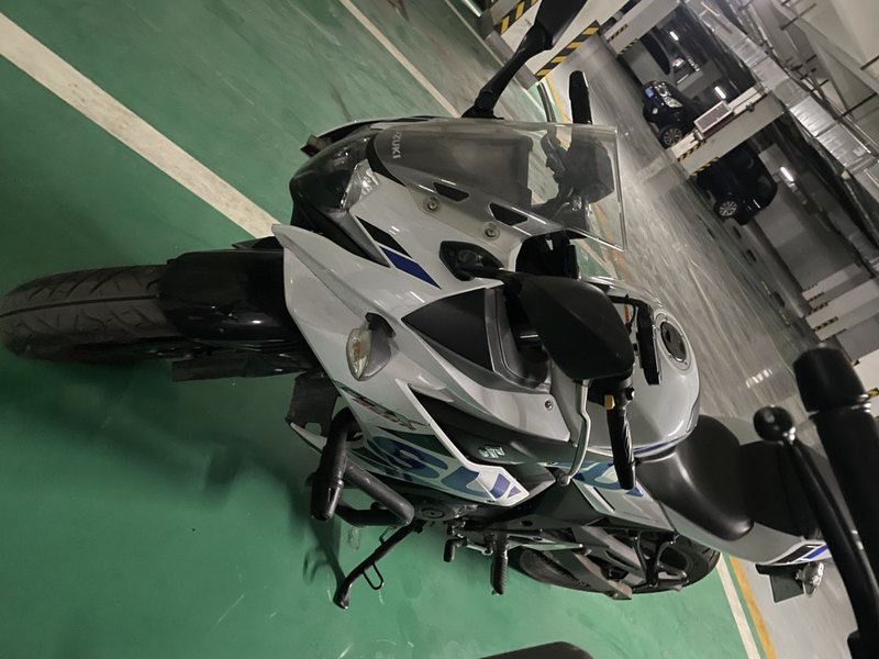 二手豪爵铃木GSX250R