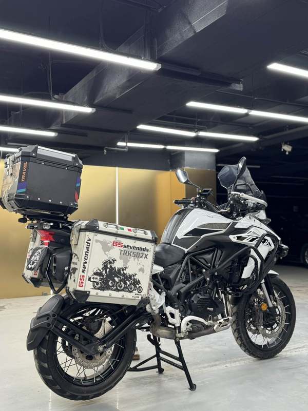 二手贝纳利金鹏 TRK502