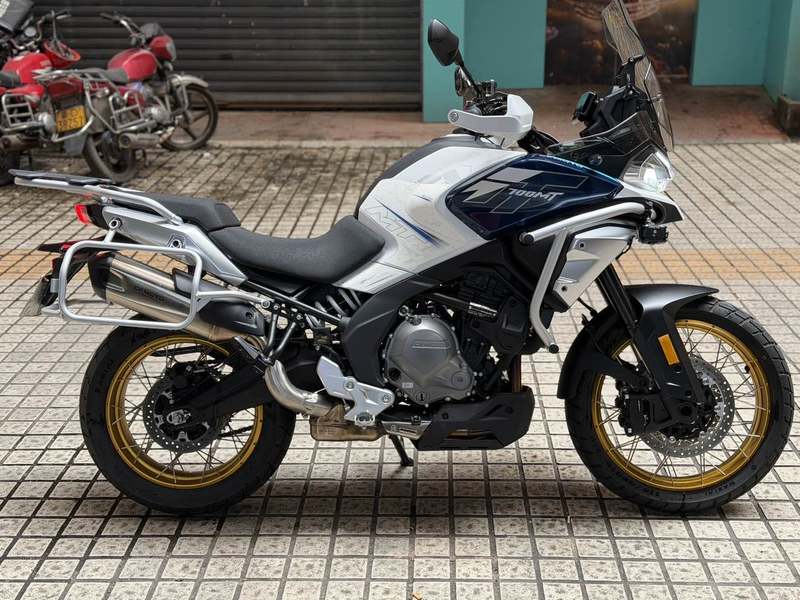 二手春风700MT