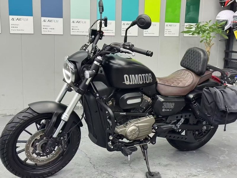 二手QJMOTOR闪300
