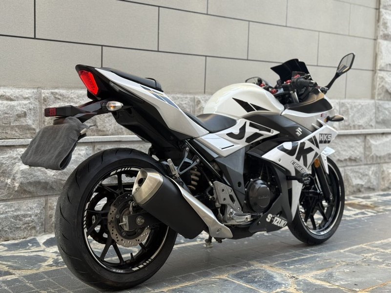 二手豪爵铃木GSX250R