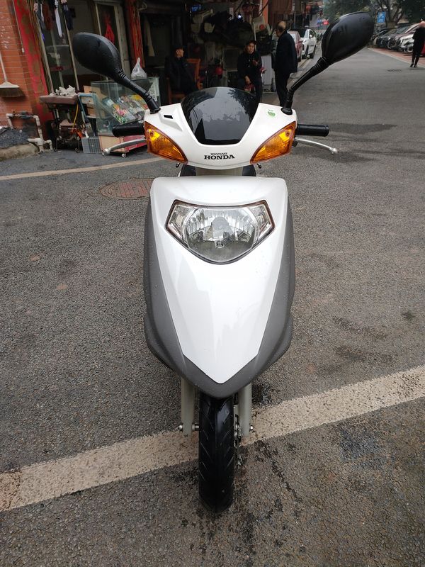 二手五羊本田SCR125