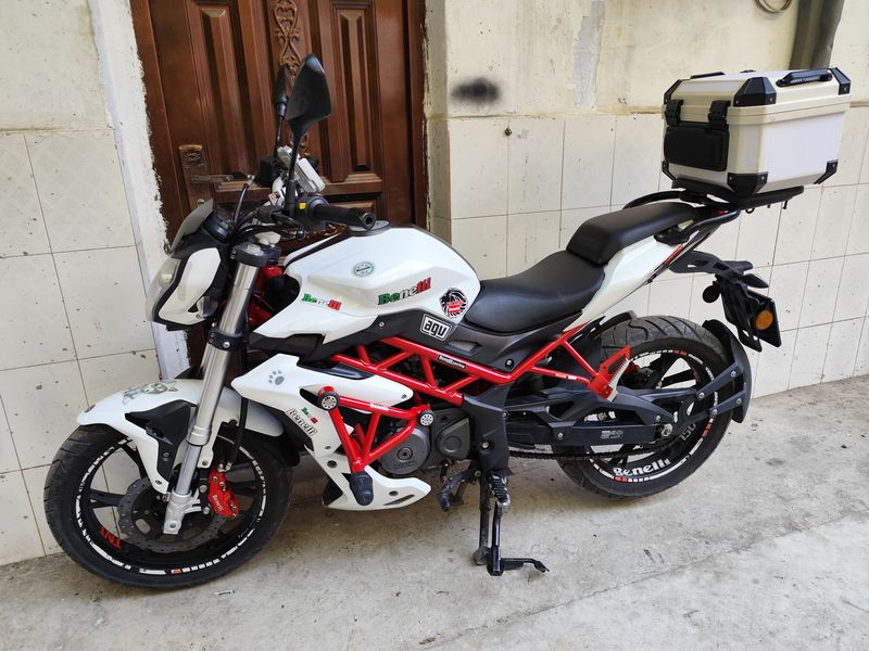 二手贝纳利红宝龙 TNT150i