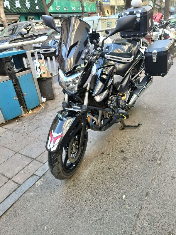 二手豪爵铃木骊驰 GW250