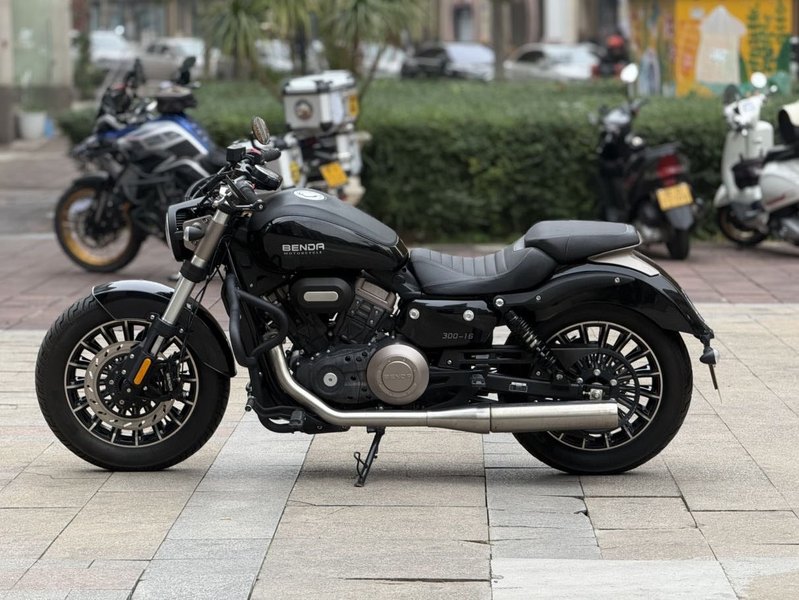 二手奔达Rock300 灰石