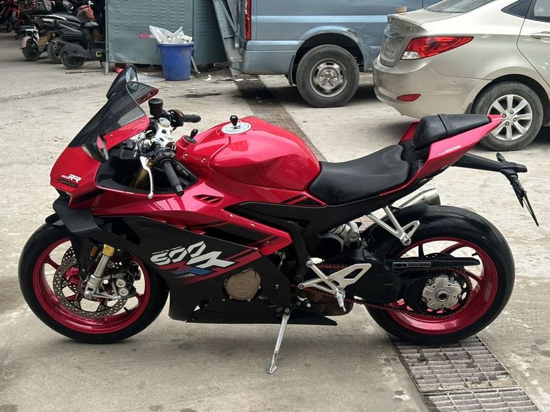 二手张雪机车500RR