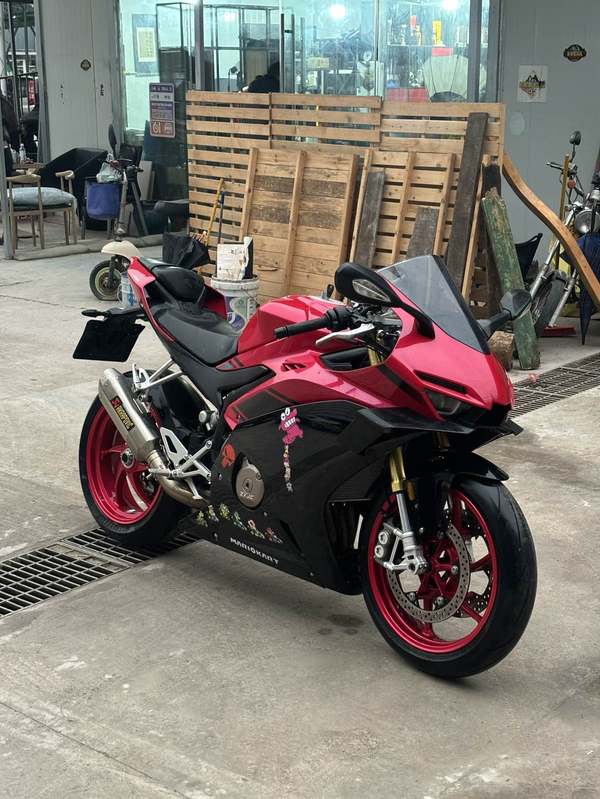 二手张雪机车500RR
