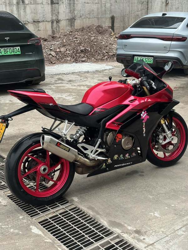 二手张雪机车500RR