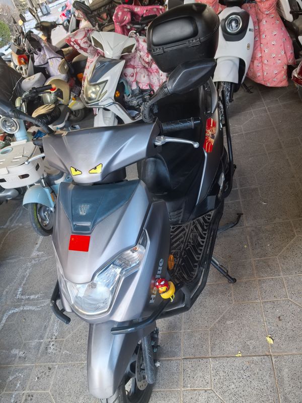 二手豪爵虎鲨VX125